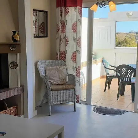 Golf Holiday Apartment *